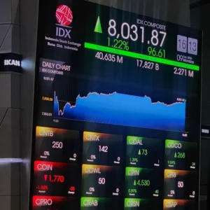 IHSG Berakhir di Zona Merah, Sentuh 6.172; Nilai Transaksi Bursa Capai Rp17,8 Triliun