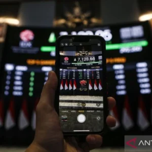 IHSG Melemah Dipicu Kombinasi Sentimen Domestik dan Global