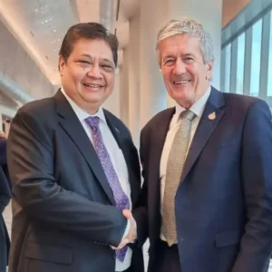 IHSG Tertekan ke Level 5.890, Ekonom INDEF Sebut Pasar Sedang dalam Fase Risk-Off