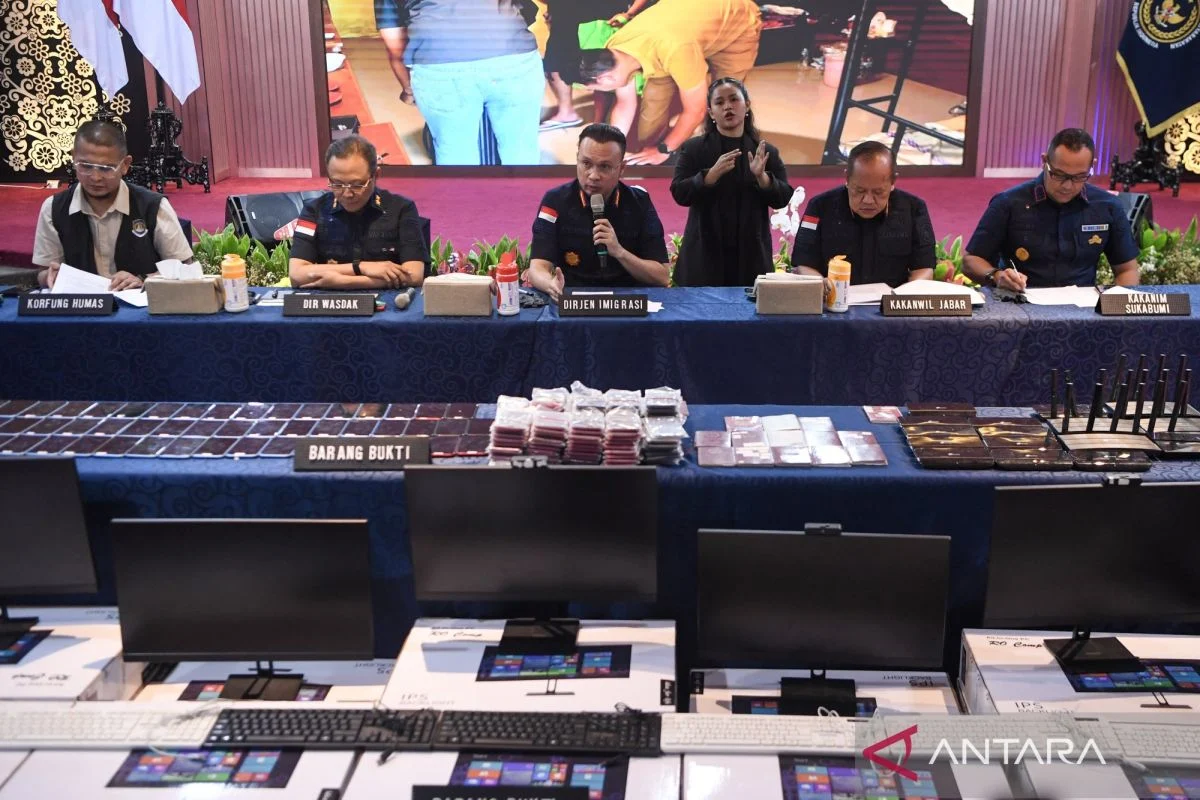Imigrasi Semarang Bongkar Jaringan Love Scamming Internasional, 4 WNA Tiongkok Diamankan