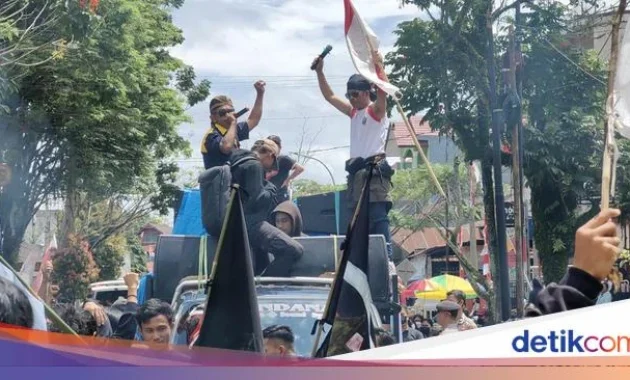 Instagram Down Massal: Benarkah Diblokir Karena Demo Mahasiswa? Instagram Down Massal: Benarkah Diblokir Karena Demo Mahasiswa?