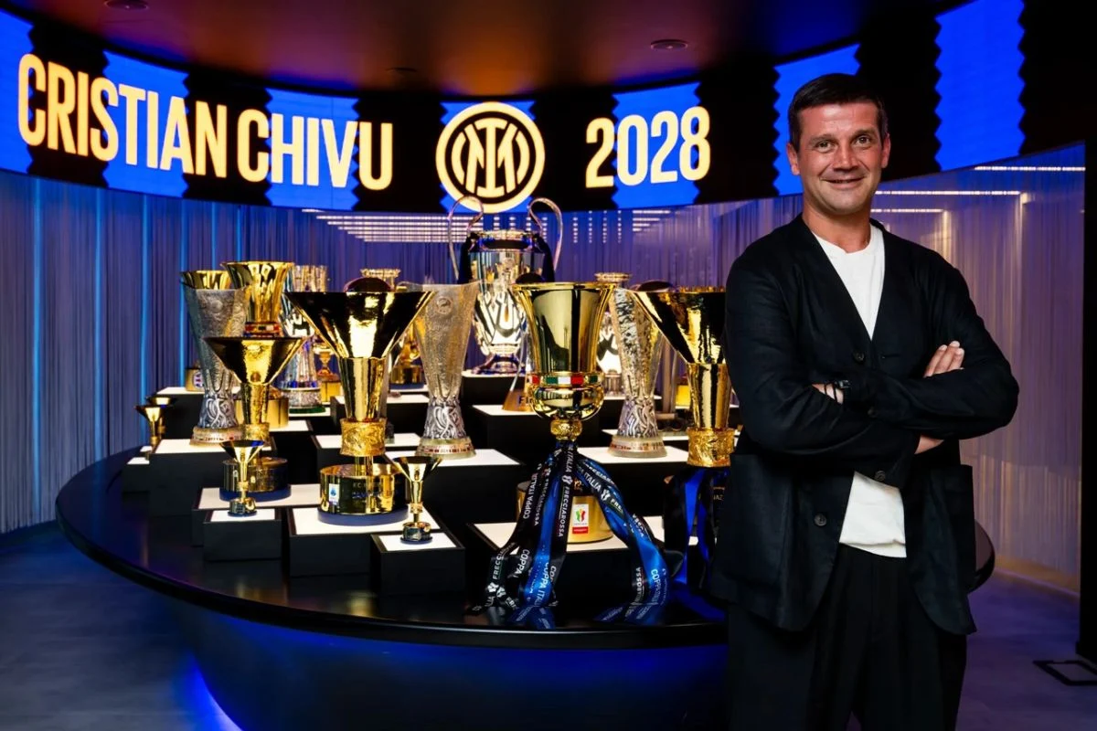 Inter Milan Resmi Perpanjang Kontrak Cristian Chivu Hingga 2028