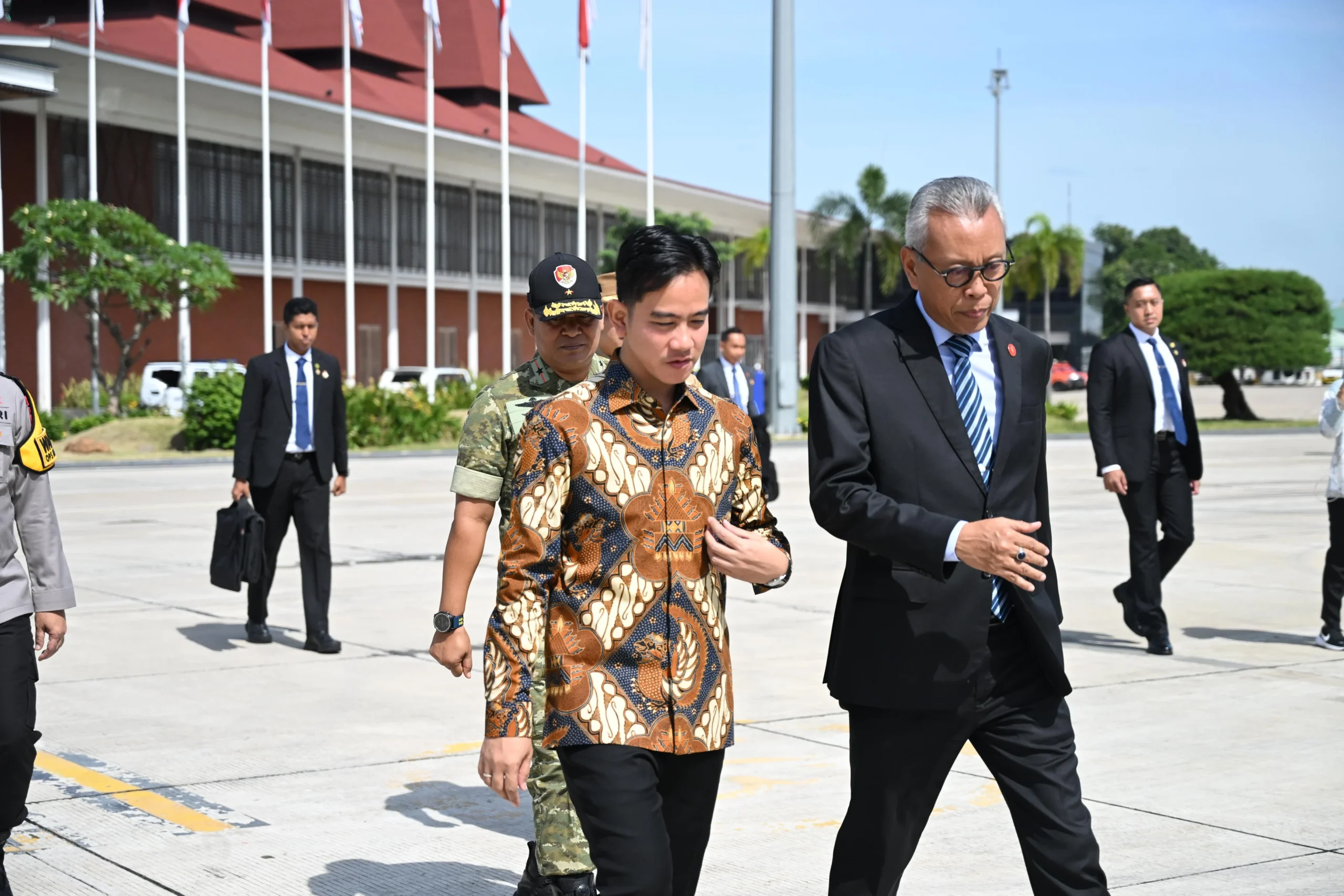 Istana Akan Telusuri Dugaan Aliran Dana ke BEM FH UBK Usai Bertemu Wapres Gibran