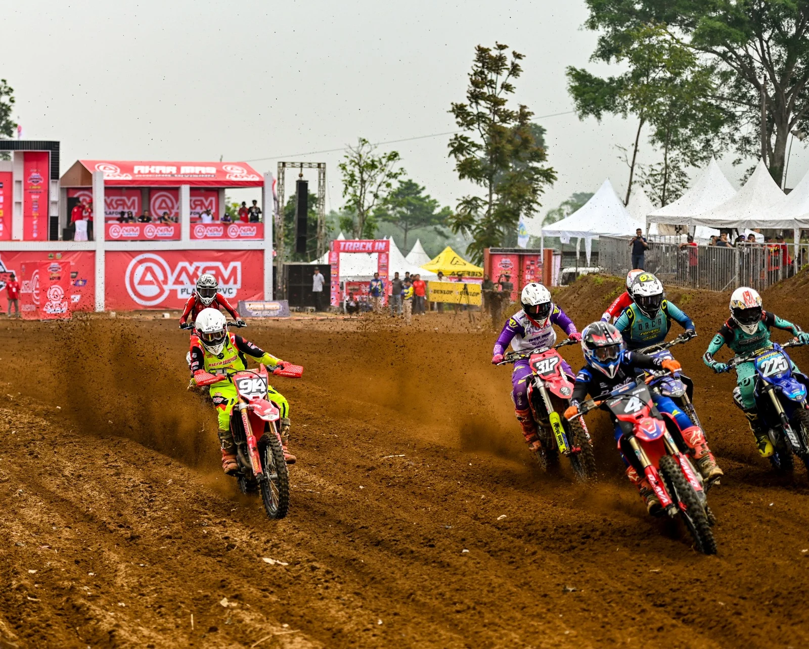 Ivan Valrossi raih podium perdana di Kejurnas Motocross 2026 Bekasi