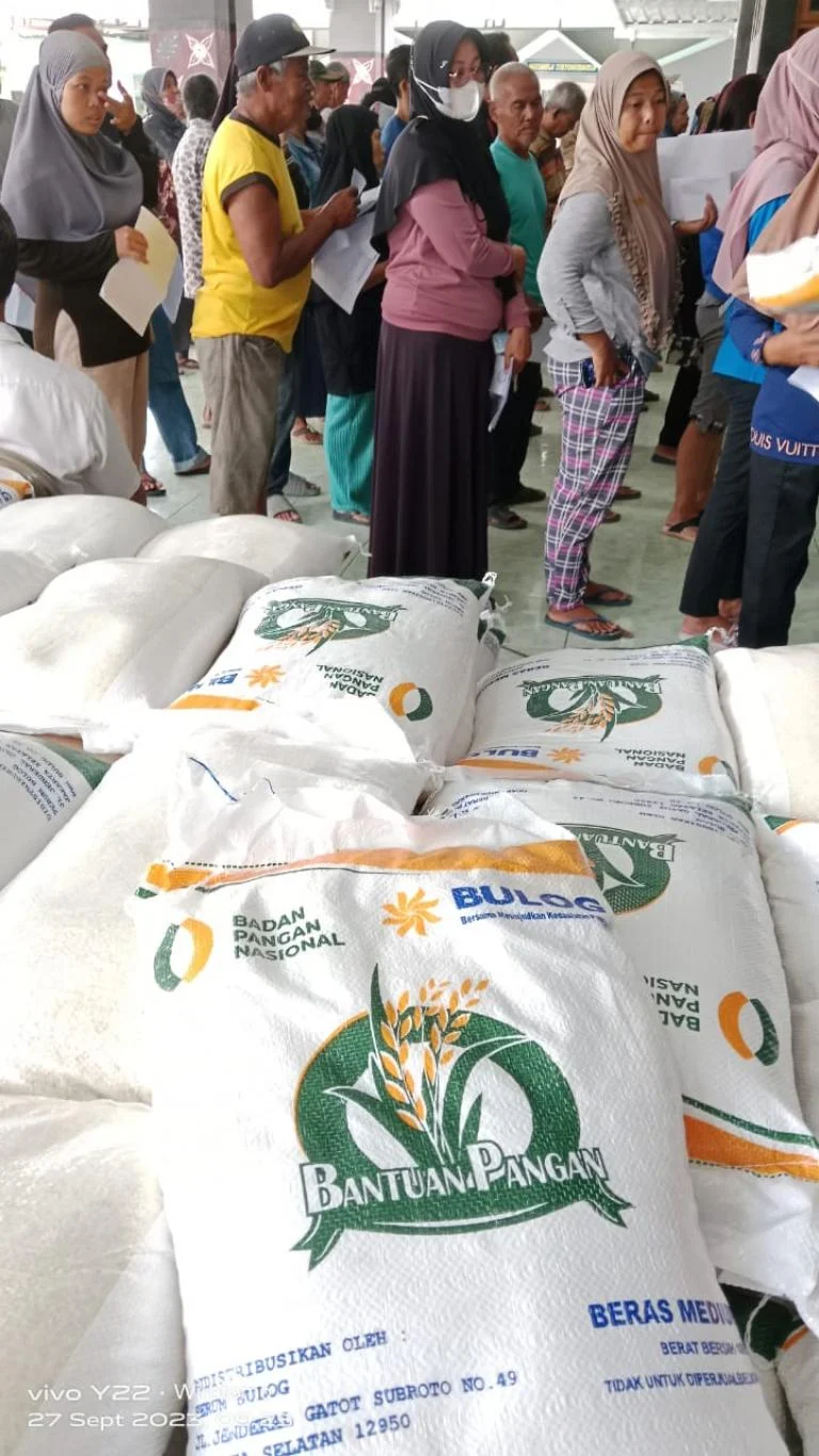 Jaga Stabilitas Pangan, Pemerintah Tambah Bantuan Beras 10 Kg Tiga Kali per KPM