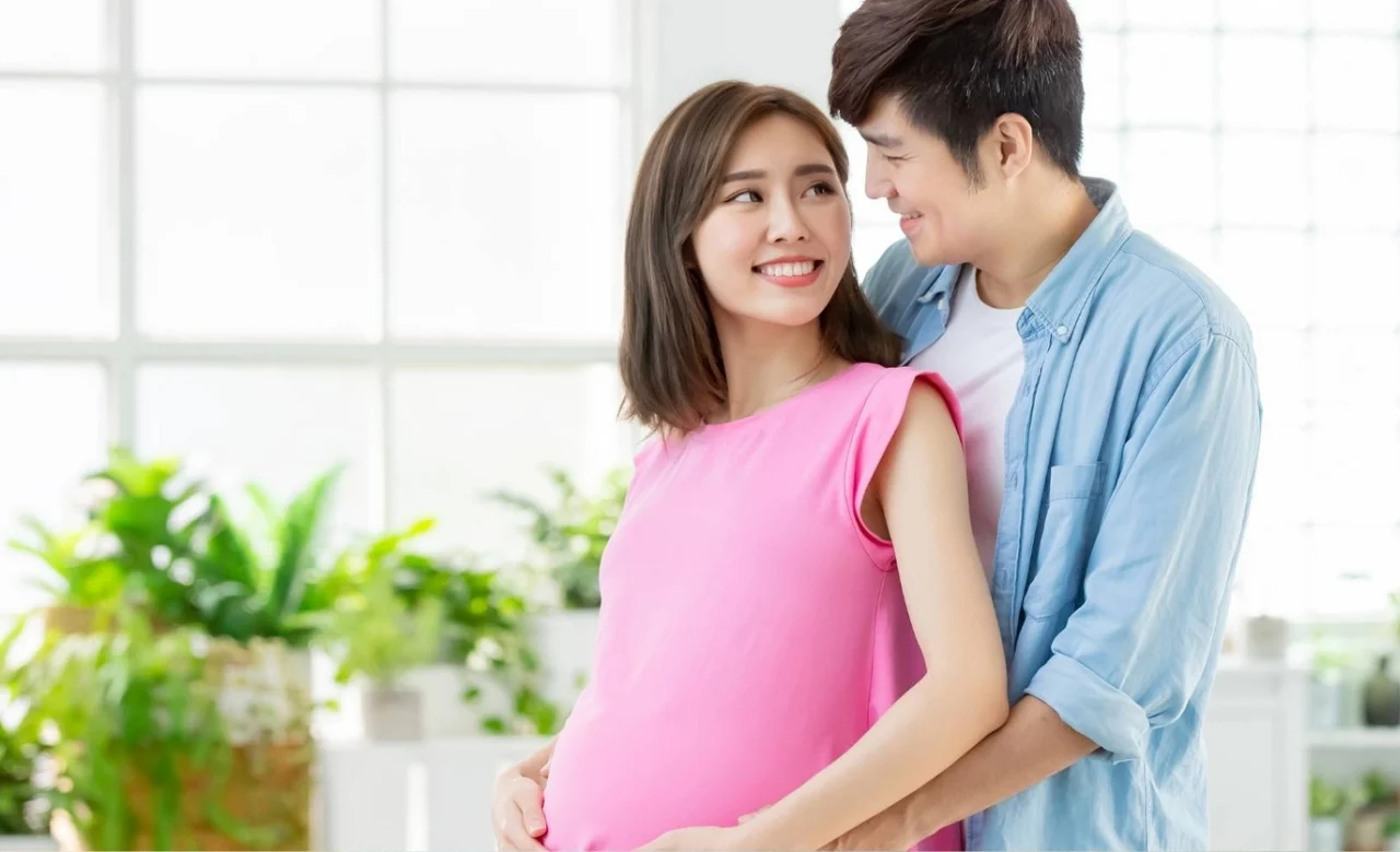 Jangan Cuma Istri, Suami Juga Harus Periksa Kesuburan saat Program Hamil