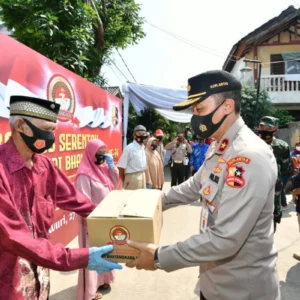 Jelang Hari Bhayangkara ke-80, Polri Salurkan 500 Paket Sembako untuk Warga Bogor