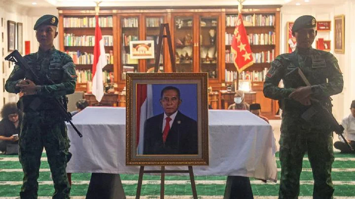 Jimly Asshiddiqie Kenang Ryamizard Ryacudu: Tak Macam‑macam