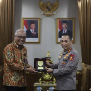 Kapolri Sebut Kompolnas Mitra Strategis Polri, Siap Tampung Kritik untuk Perbaikan Institusi