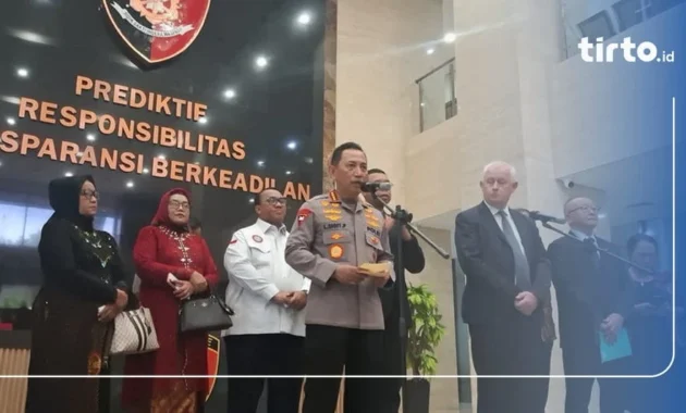 Kapolri Sigit: Ribuan Korban PHK Sudah Dipekerjakan Kembali Lewat Desk Ketenagakerjaan