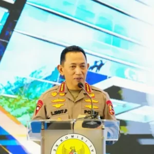 Kapolri Ungkap Rangkaian Penyidikan Sebelum Pelimpahan Kasus Roy Suryo dan Dokter Tifa
