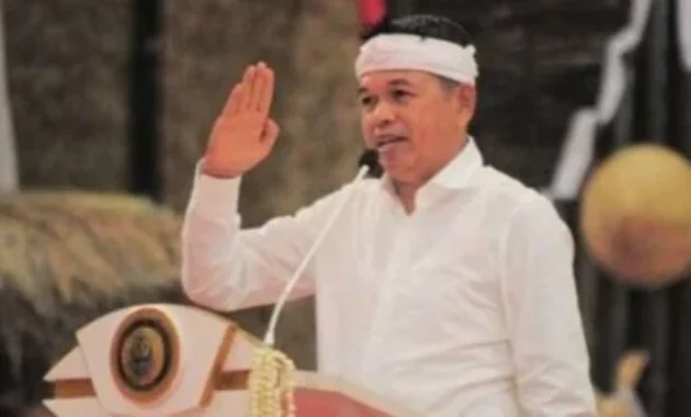 KDM Minta Kelas Menengah Atas Belanja di Pedagang Keliling dan Warung Sekitar KDM Minta Kelas Menengah Atas Belanja di Pedagang Keliling dan Warung Sekitar