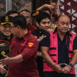 Kejagung Geledah Kantor dan Rumah Mantan Kepala BGN Dadan Hindayana, Sita Dokumen, HP, dan Laptop