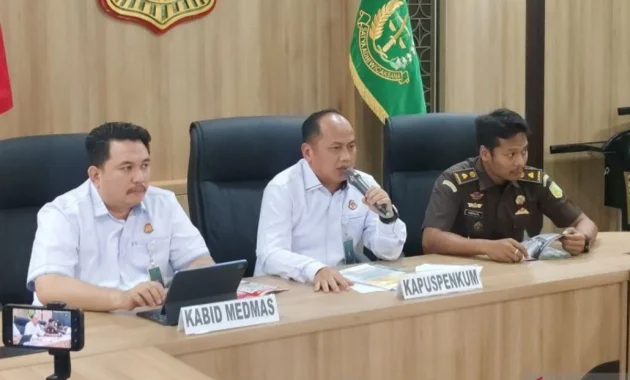 Kejagung Ungkap Penyelidikan Korupsi MBG Dimulai Seminggu Sebelum Penetapan Tersangka Kejagung Ungkap Penyelidikan Korupsi MBG Dimulai Seminggu Sebelum Penetapan Tersangka