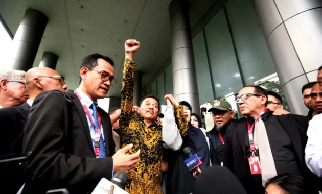 Kejari Jaksel Ungkap Alasan Kabulkan Penangguhan Penahanan Roy Suryo dan Dokter Tifa