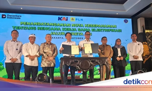 Kemenhub Percepat Elektrifikasi KRL Cikarang-Cikampek, Waktu Tempuh Makin Singkat