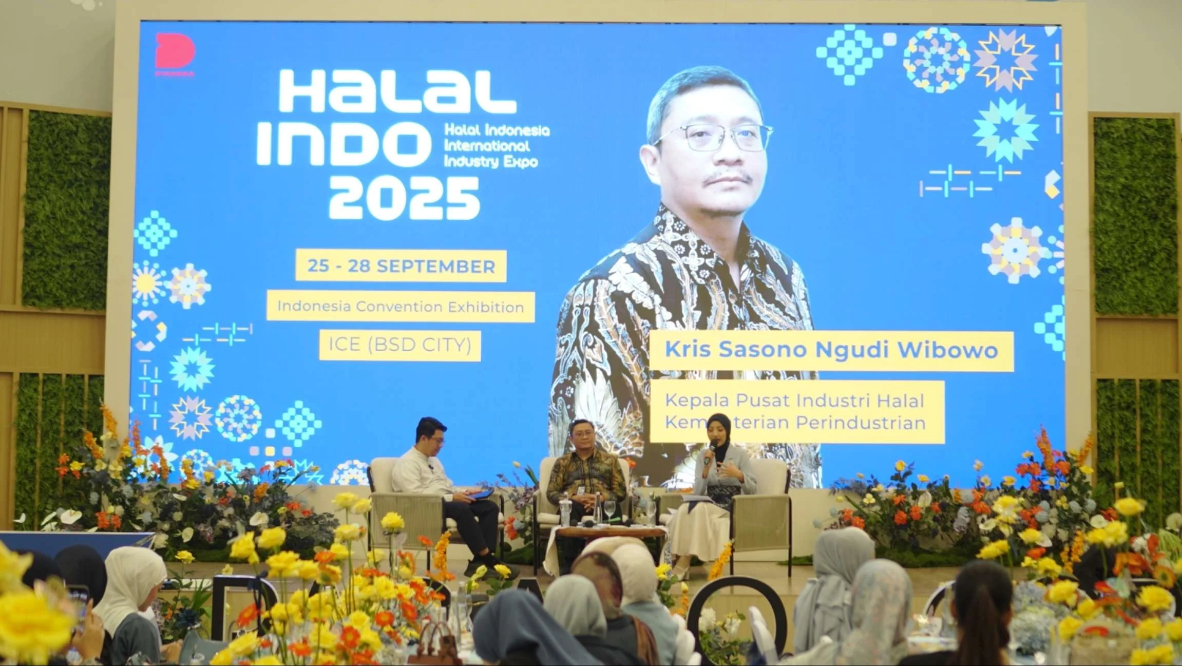 Kemenpar Bangun Ekosistem Halal Berdaya Saing Lewat IIE 2026