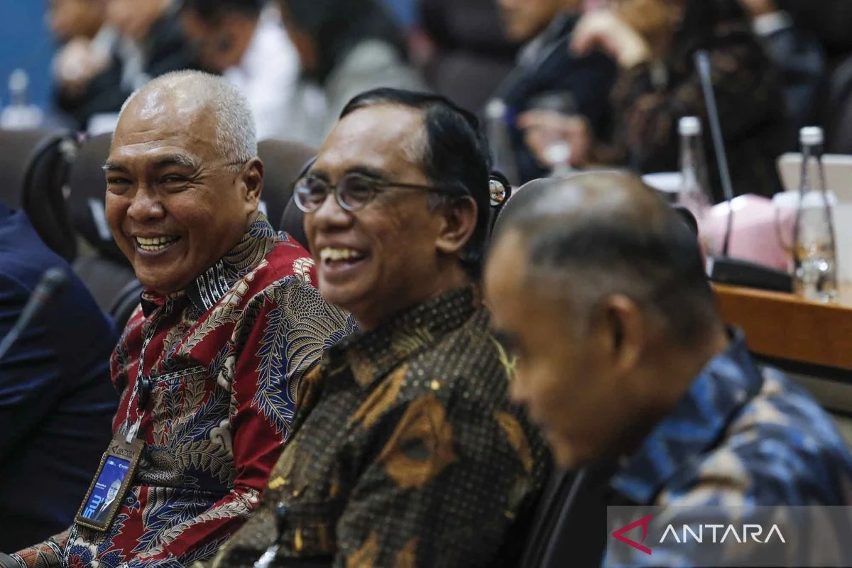 Komisi VII DPR Tekan Lembaga Penyiaran Pemerintah untuk Koreksi Hoaks Setiap Pekan
