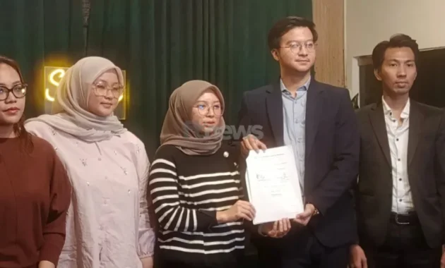Korban Penipuan Hanania Travel Desak PPATK Usut Aliran Dana Hingga ke Artis Endorse Korban Penipuan Hanania Travel Desak PPATK Usut Aliran Dana Hingga ke Artis Endorse