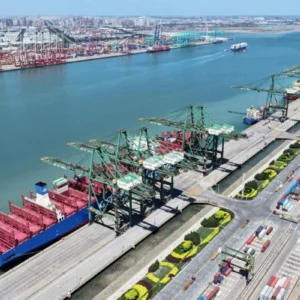 Kota-kota Pelabuhan China Catat Lonjakan Output Ekonomi 2025