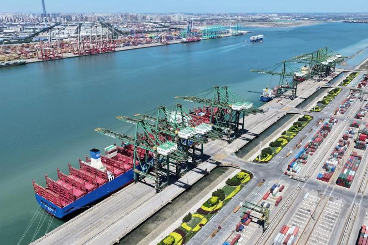 Kota-kota Pelabuhan China Catat Lonjakan Output Ekonomi 2025