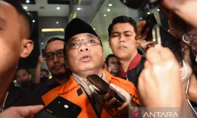 KPK Batalkan Penahanan Eks Menag Yaqut Cholil Qoumas Karena Sakit Saluran Pencernaan