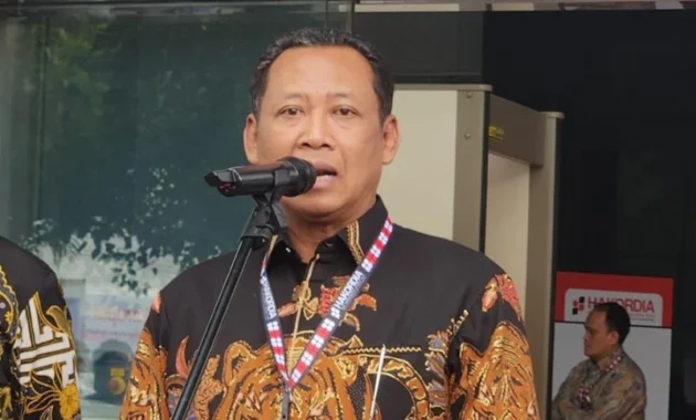 KPK Bela Fitroh Rohcahyanto, Tegaskan Tidak Terafiliasi Sony Sonjaya dalam Kasus Korupsi MBG KPK Bela Fitroh Rohcahyanto, Tegaskan Tidak Terafiliasi Sony Sonjaya dalam Kasus Korupsi MBG