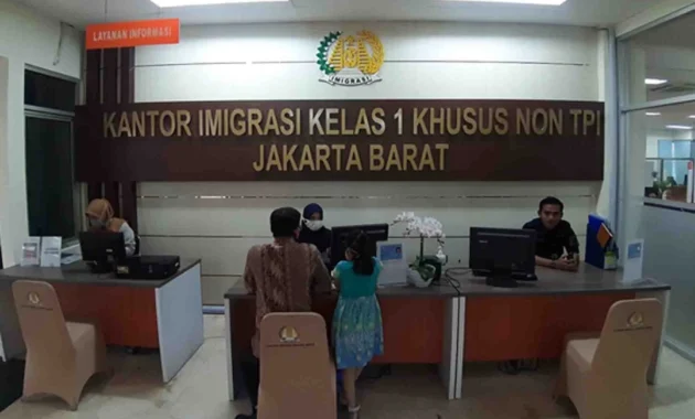KPK OTT Kepala Kantor Imigrasi Jakarta Barat dan Belasan Pegawai