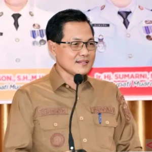 KPK Tentukan Nasib Bupati Muara Enim dan 9 Orang Lain pada Malam Ini