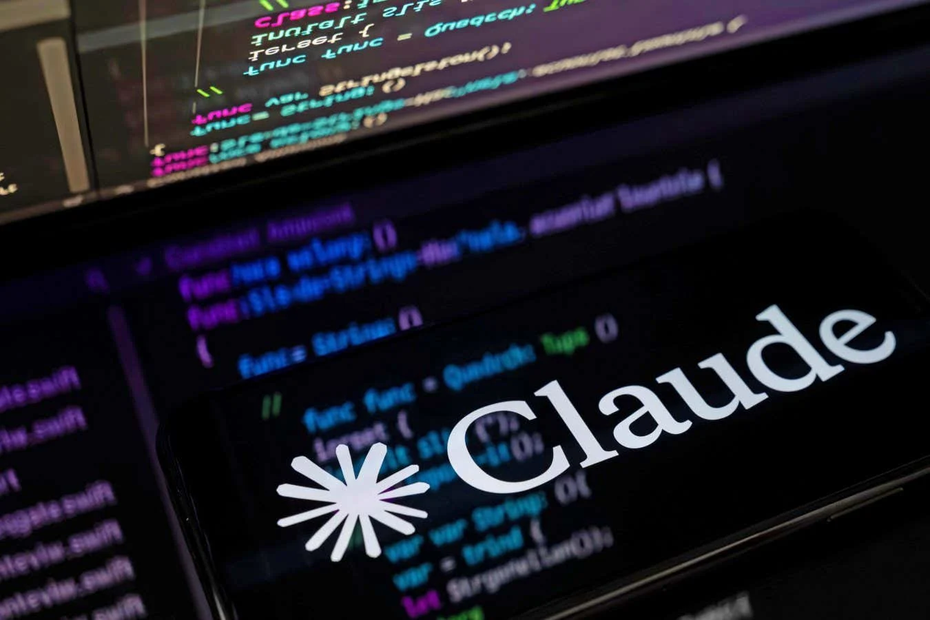 Krisis Claude AI: Outage Global, Tagihan Miliaran Dolar, dan Rencana IPO Anthropic