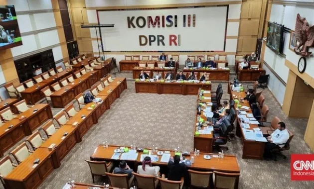 MA Ajukan Tambahan Anggaran Rp10,3 Triliun ke DPR, Buat Bangun Rumah Dinas Hakim hingga Pengadilan MA Ajukan Tambahan Anggaran Rp10,3 Triliun ke DPR, Buat Bangun Rumah Dinas Hakim hingga Pengadilan