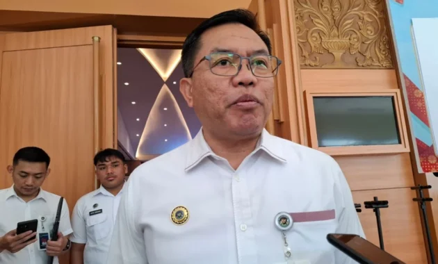Mantan Wakil Kepala BGN Sony Sonjaya Kirim Surat ke Nanik S. Deyang, Pengacara Angkat Suara tentang Kasus Korupsi Makan Bergizi Gratis Mantan Wakil Kepala BGN Sony Sonjaya Kirim Surat ke Nanik S. Deyang, Pengacara Angkat Suara tentang Kasus Korupsi Makan Bergizi Gratis