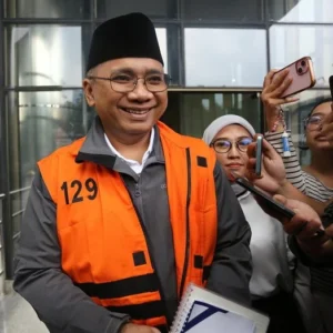 Masa Penahanan Gus Yaqut Diperpanjang 30 Hari
