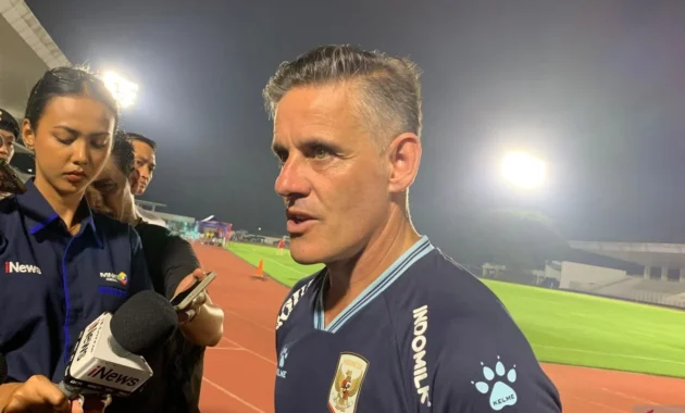 Masuk skuad timnas senior, Mathew Baker dimentori oleh Kevin Diks Masuk skuad timnas senior, Mathew Baker dimentori oleh Kevin Diks