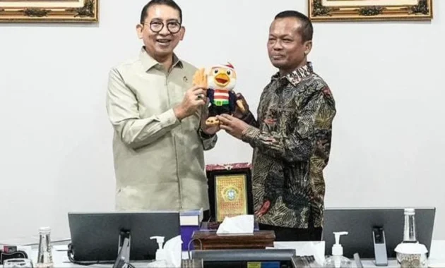 Menbud Ungkap Peran Kampus dalam Melestarikan Budaya Lewat Pengetahuan Kreatif Menbud Ungkap Peran Kampus dalam Melestarikan Budaya Lewat Pengetahuan Kreatif