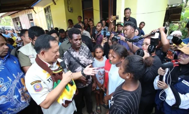 Mendagri Cek Pelaksanaan Program Bantuan Perumahan di Jayapura Mendagri Cek Pelaksanaan Program Bantuan Perumahan di Jayapura