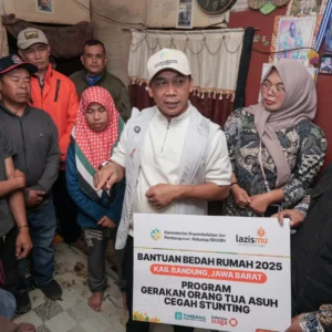 Mendukbangga Serahkan Bantuan Rumah untuk Keluarga Berisiko Stunting di Aceh