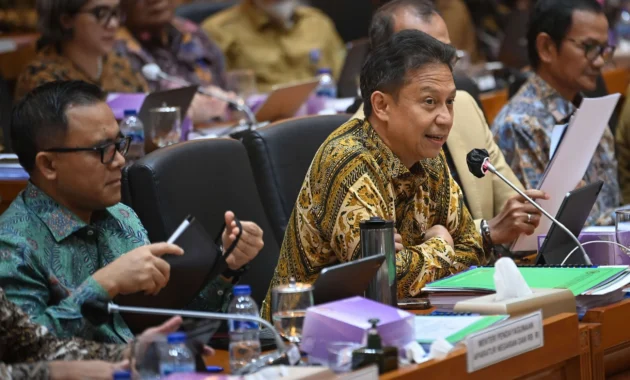 Menkes Ungkap Bullying pada Dokter Muda di Daerah Baru