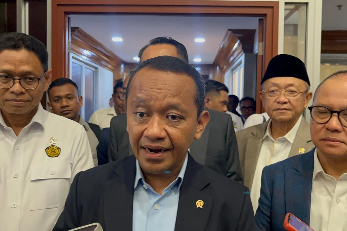 Menteri ESDM Bahlil Lahadalia Usulkan Anggaran Rp 815,56 Miliar untuk Konversi Kompor Listrik