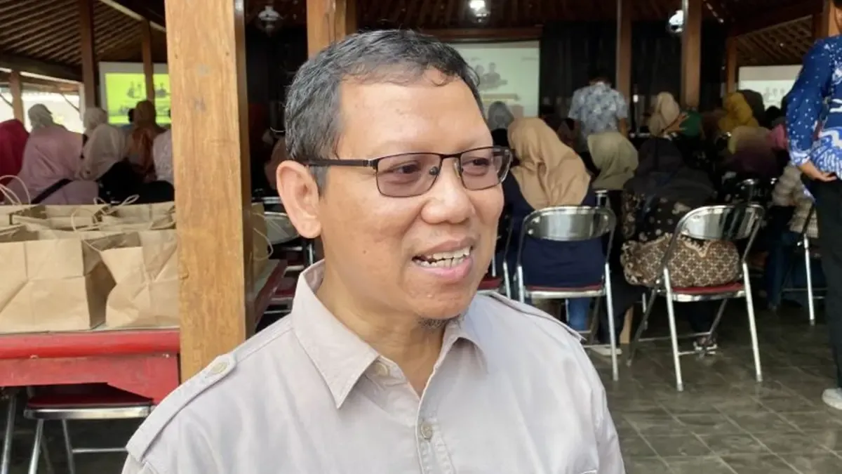 Modal Rp 3 Ribu, 1 Kg Sampah Plastik Jadi 0,9 Liter Solar: Inovasi Pirolisis