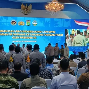 Momen Prabowo Sidak SPPG di Palmerah, Pakai APD Lengkap Hingga Cek Keamanan MBG