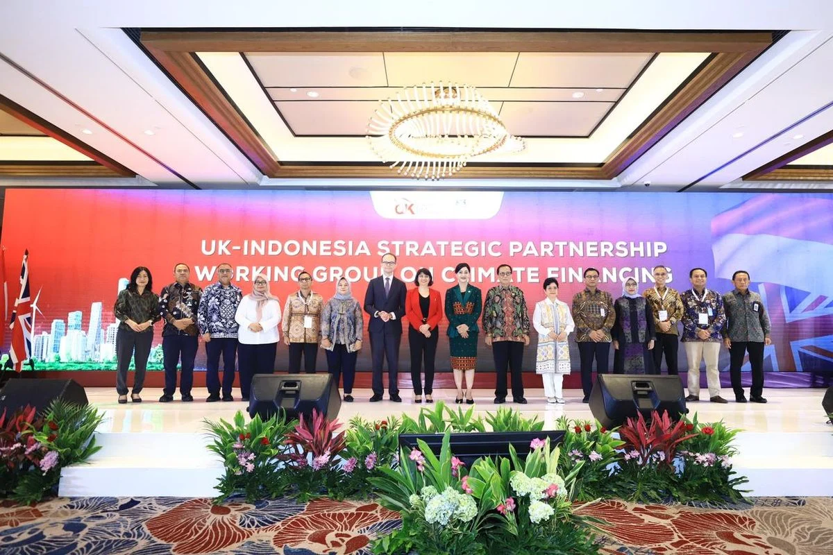 OJK: Transisi rendah karbon jadi peluang di tengah tantangan global