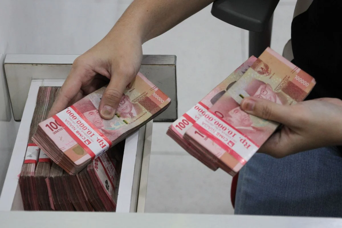 Pelemahan Rupiah Dorong Dunia Usaha Lakukan Penyesuaian