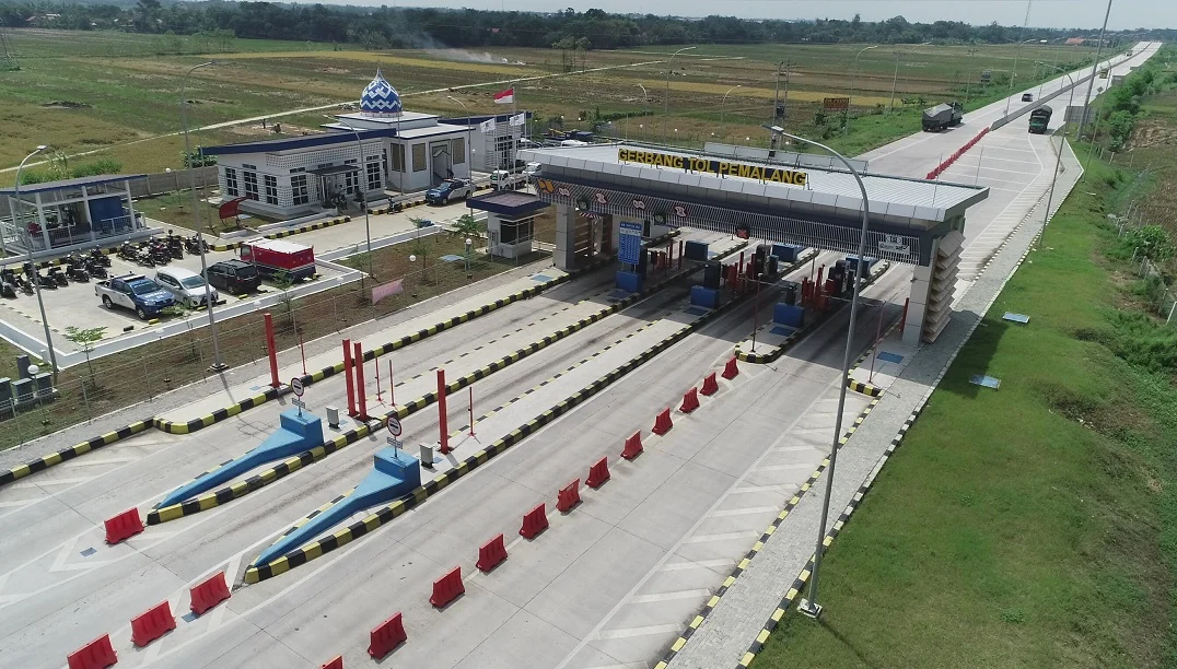 Pemalang-Batang Toll Road Gelar Edukasi Keselamatan bagi Pelajar: Hindari Bermain di Jalan Tol