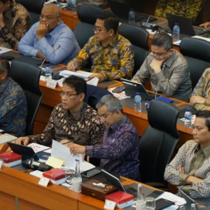 Pemerintah dan DPR Sepakati KEM‑PPKF 2027 dengan Target Pertumbuhan Ekonomi hingga 6,5 %