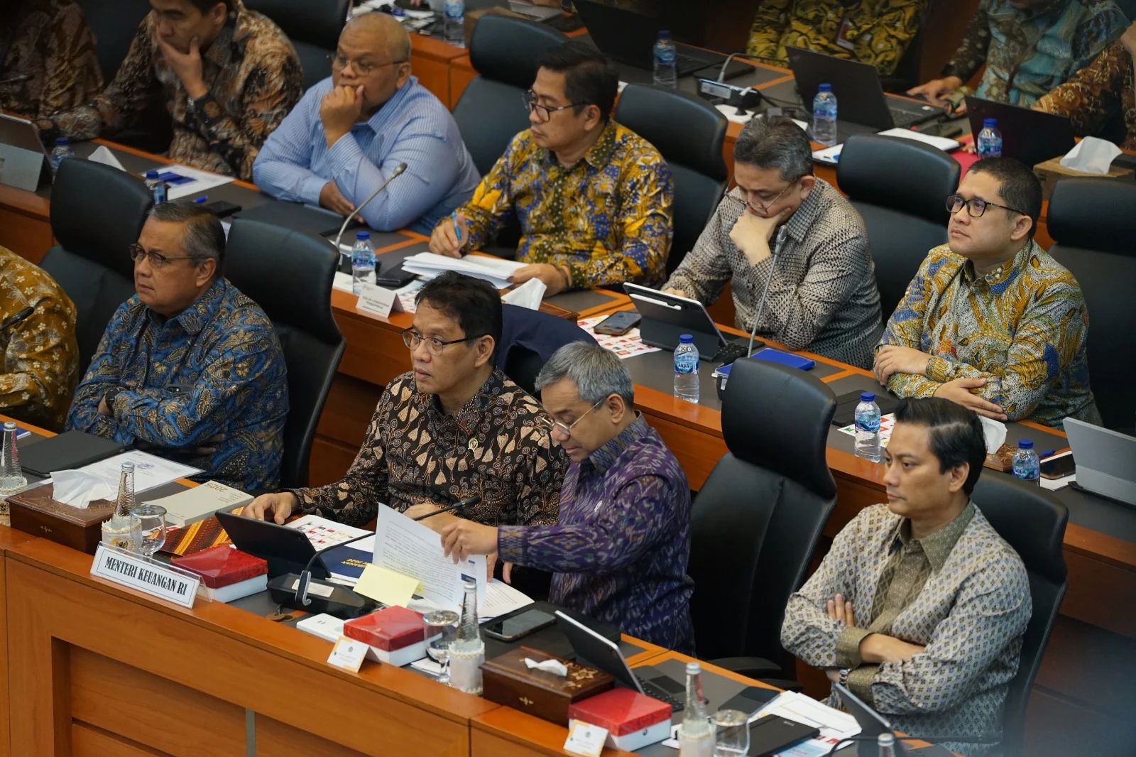 Pemerintah dan DPR Sepakati KEM‑PPKF 2027 dengan Target Pertumbuhan Ekonomi hingga 6,5 %