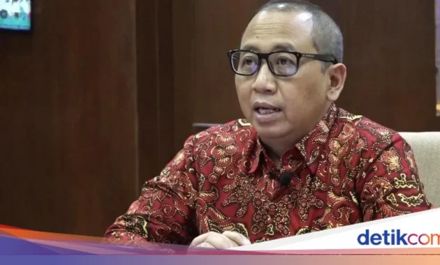 Pemerintah Jamin Nasib Eks Karyawan Hotel Sultan Pemerintah Jamin Nasib Eks Karyawan Hotel Sultan