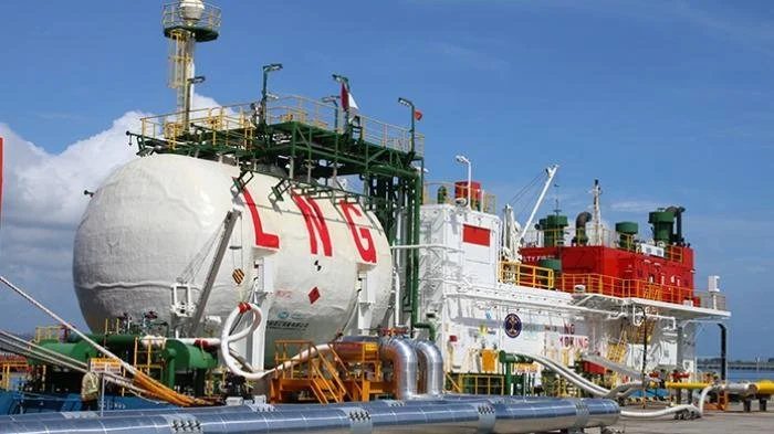 Pemerintah Turunkan Harga LNG Industri, Jaga Daya Saing dan Cegah PHK