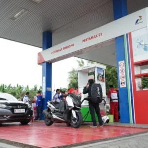 Pertamina Ungkap Penyebab Antrean Panjang di SPBU Saat Ini