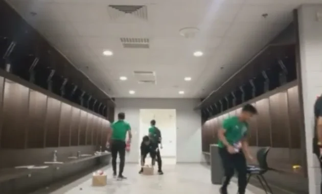 Pesan Menyentuh di Ruang Ganti Timnas Iran: Bermain Jujur adalah Jiwa Sepak Bola
